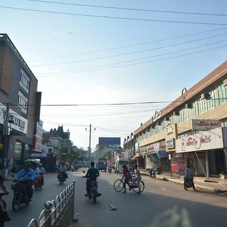 Smile Motel Pyay Exterior photo