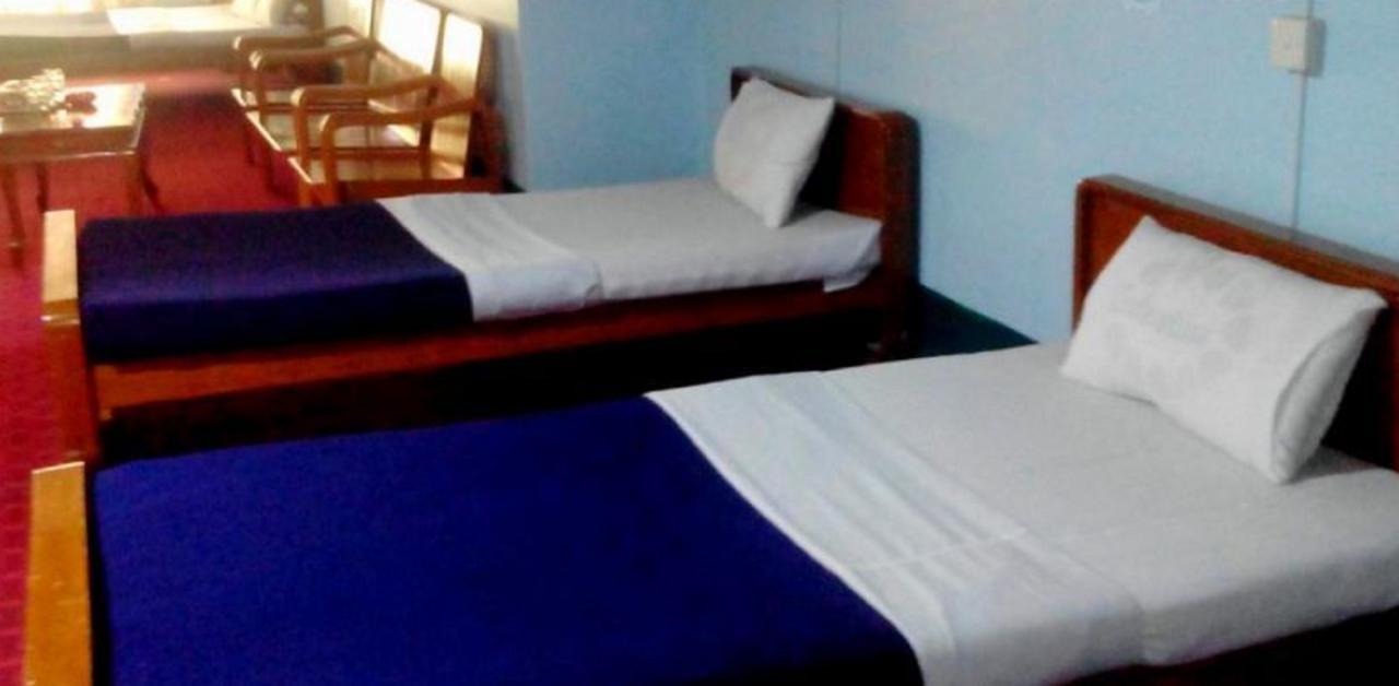 Smile Motel Pyay Exterior photo